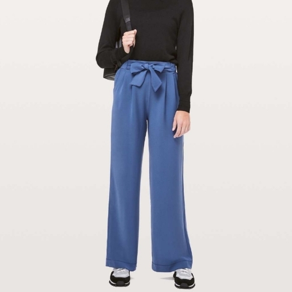 Lululemon Noir Pants